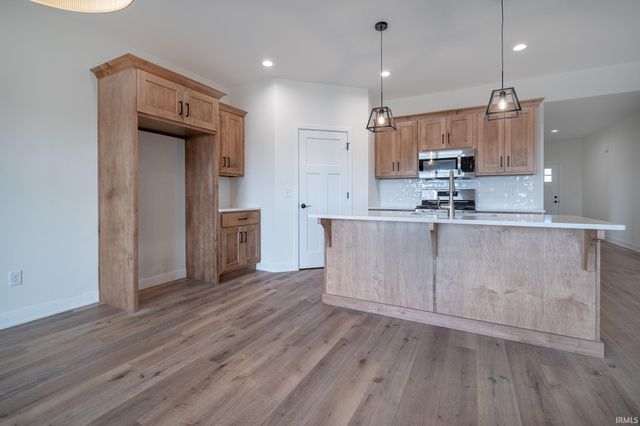 5599 Broad Fields Cove, Fort Wayne, IN 46818