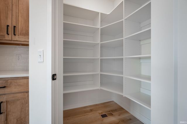 5599 Broad Fields Cove, Fort Wayne, IN 46818