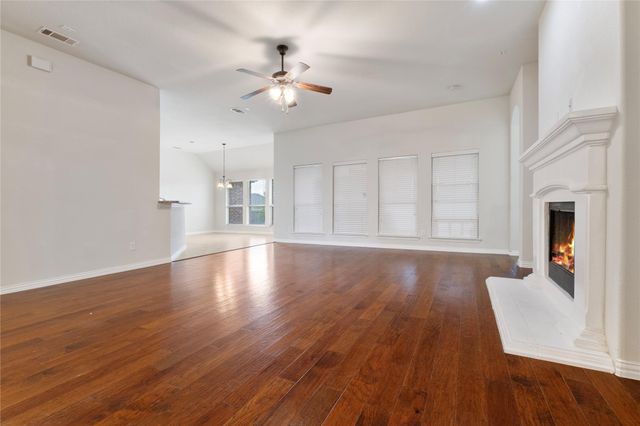 4013 Dalton Drive, Rowlett, TX 75089