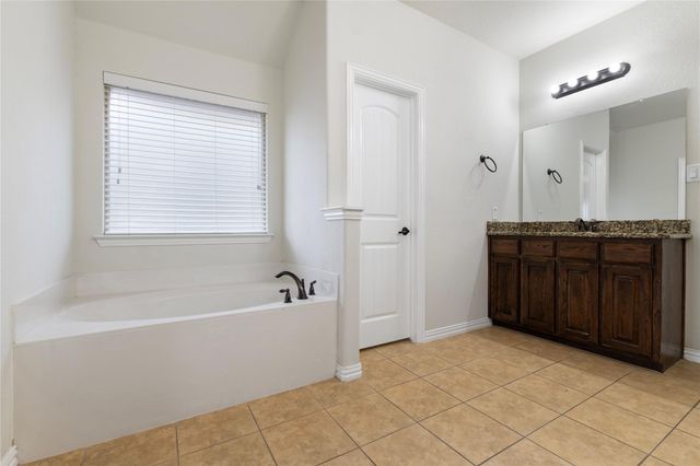 4013 Dalton Drive, Rowlett, TX 75089