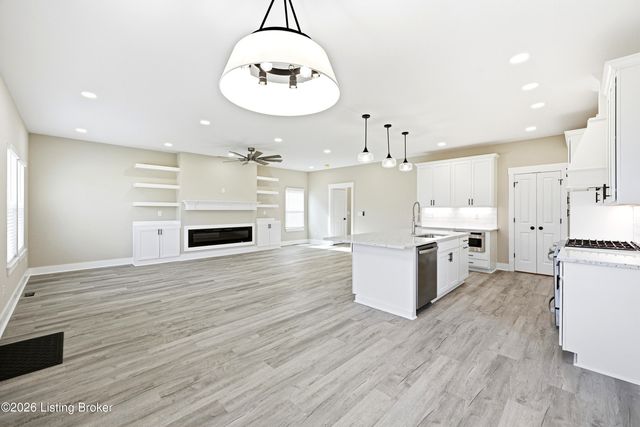 1216 Larue Ave, Louisville, KY 40213