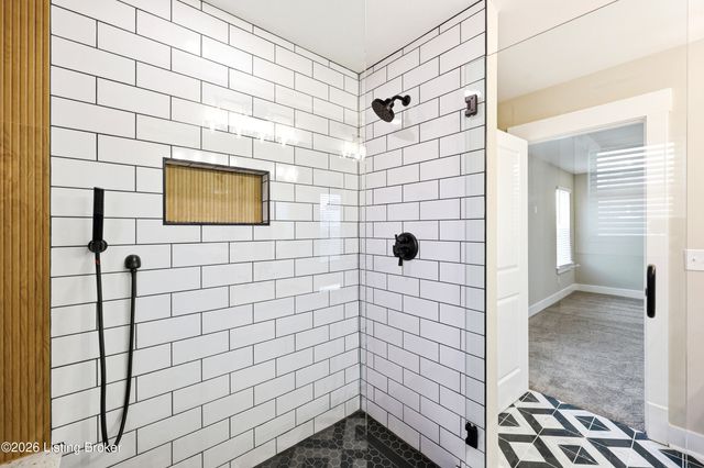 1216 Larue Ave, Louisville, KY 40213