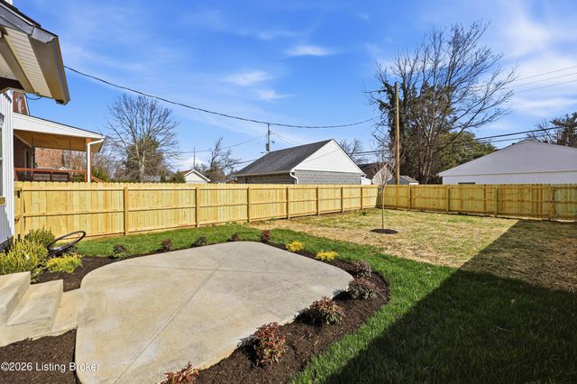 1216 Larue Ave, Louisville, KY 40213