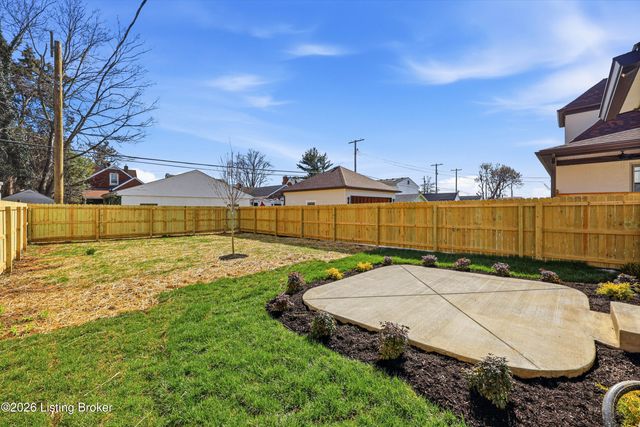 1216 Larue Ave, Louisville, KY 40213