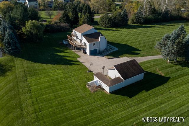 7330 Kalamazoo Avenue SE, Caledonia, MI 49316