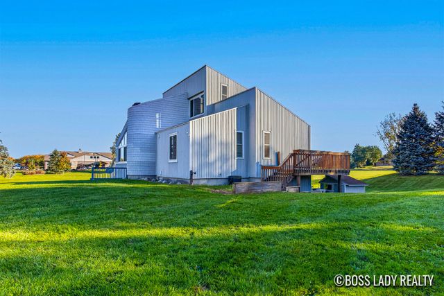 7330 Kalamazoo Avenue SE, Caledonia, MI 49316