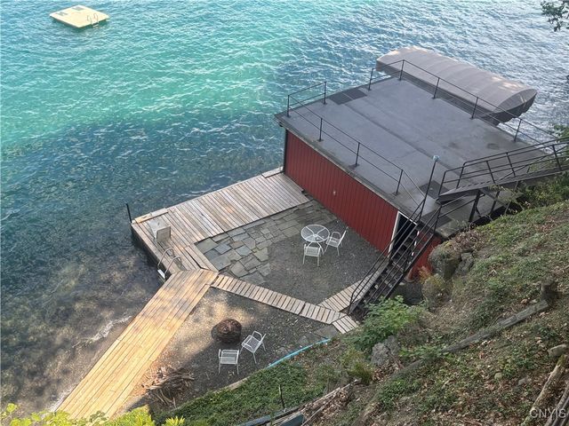 18 Fire Lane 4, Niles, NY 13080