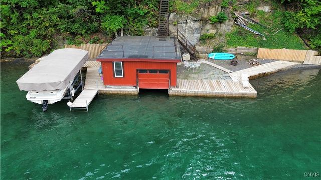 18 Fire Lane 4, Niles, NY 13080