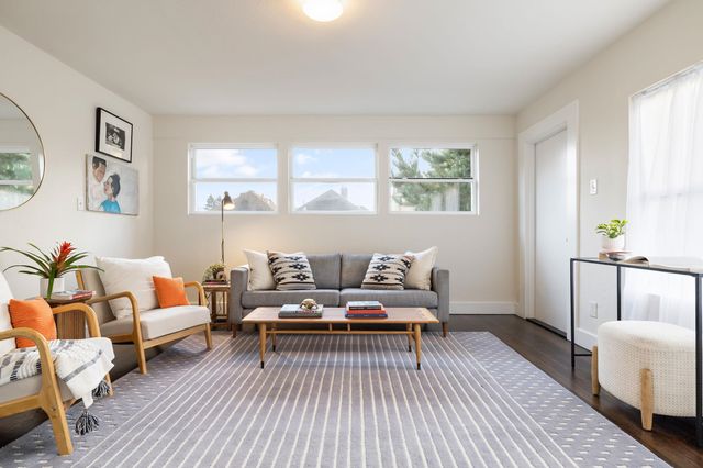 865 54Th St, Oakland, CA 94608