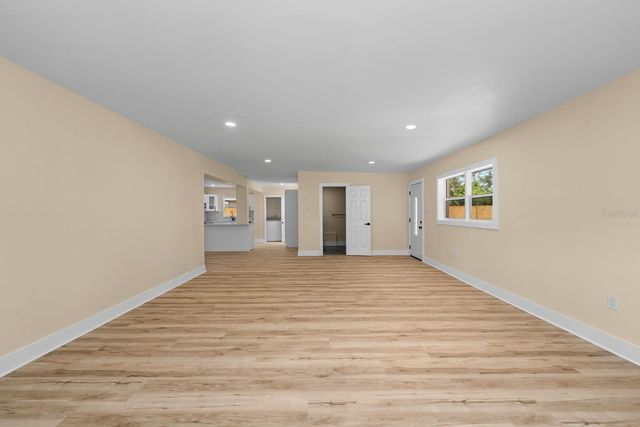 10707 N ROME AVENUE, Tampa, FL 33612