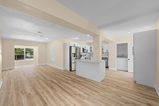 10707 N ROME AVENUE, Tampa, FL 33612