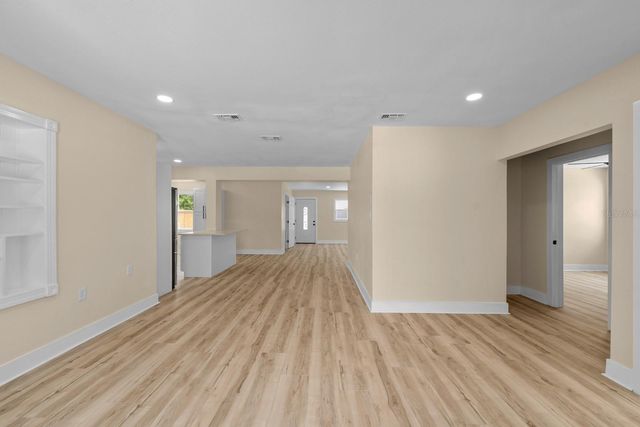 10707 N ROME AVENUE, Tampa, FL 33612