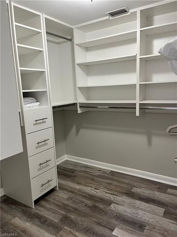 190 Palm DR 1, Naples, FL 34112