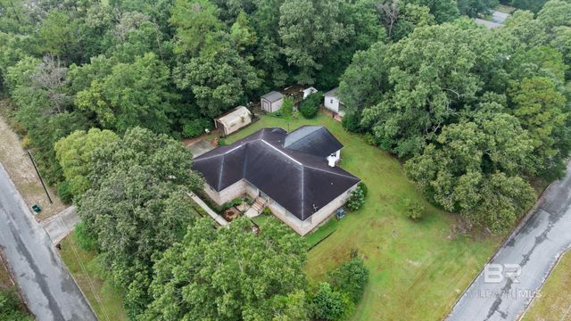 185 Magnolia Loop, Flomaton, AL 36441