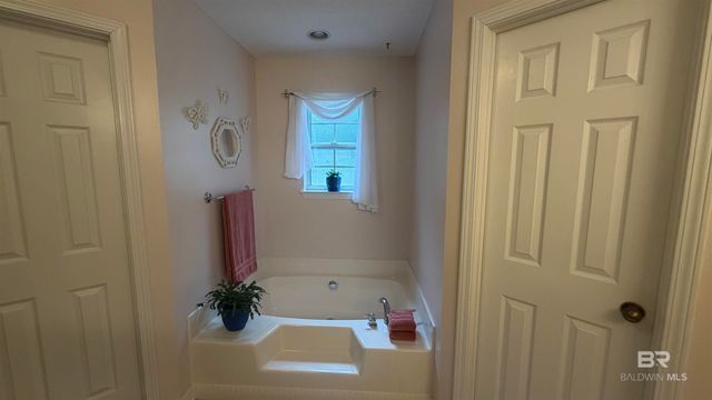 185 Magnolia Loop, Flomaton, AL 36441