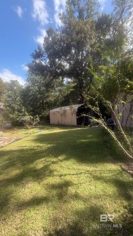 185 Magnolia Loop, Flomaton, AL 36441