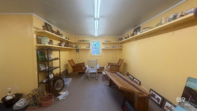 185 Magnolia Loop, Flomaton, AL 36441