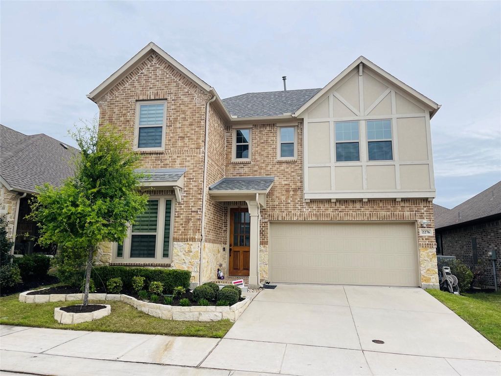 2276 Lobo Lane, Carrollton, TX 75010