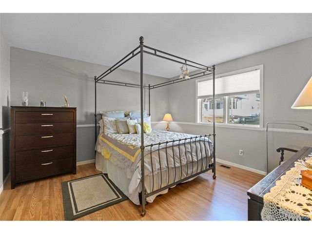 49 Curtis Ct, Broomfield, CO 80020