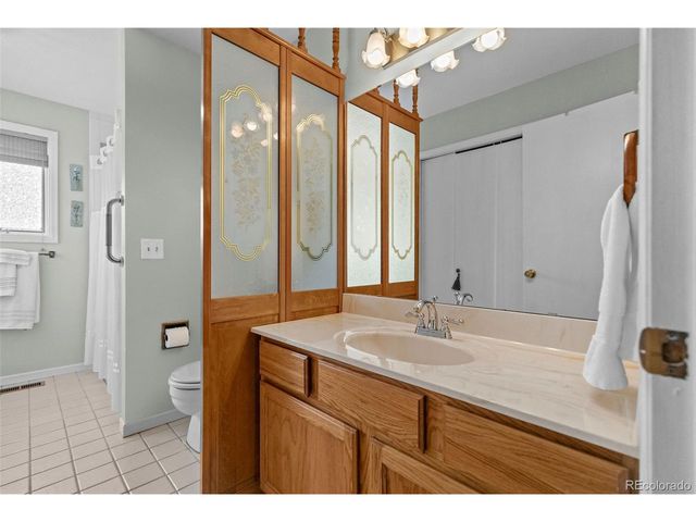 49 Curtis Ct, Broomfield, CO 80020