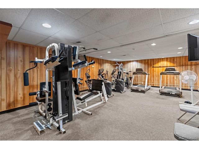 49 Curtis Ct, Broomfield, CO 80020