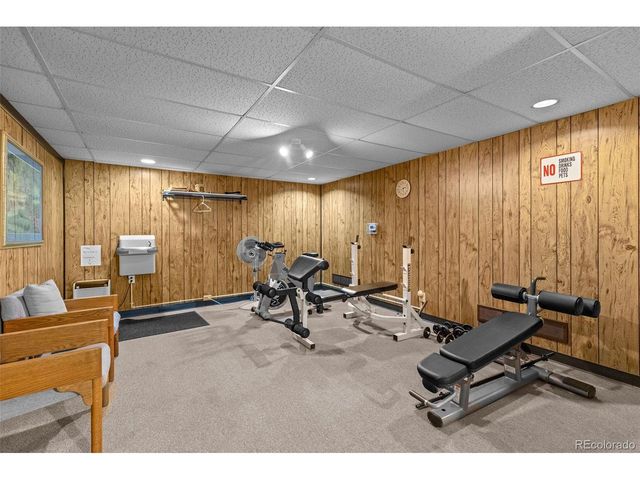 49 Curtis Ct, Broomfield, CO 80020