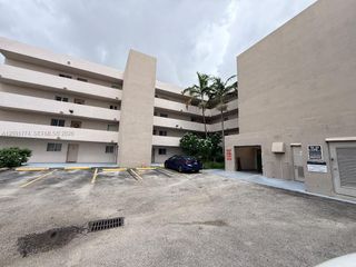 6091 W 22nd Court 407, Hialeah, FL 33016
