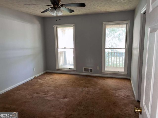 667 King Road, Stone Mountain, GA 30088