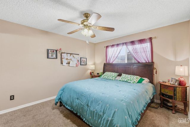 4012 Maris Court, Bakersfield, CA 93313