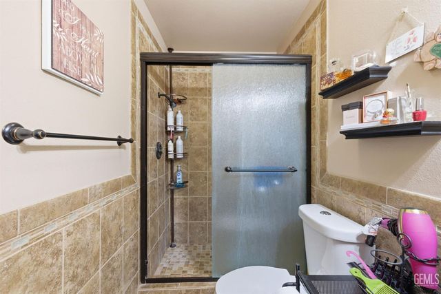 4012 Maris Court, Bakersfield, CA 93313