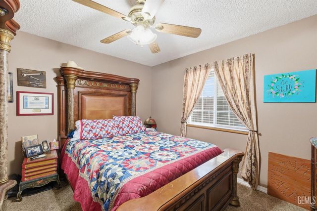 4012 Maris Court, Bakersfield, CA 93313
