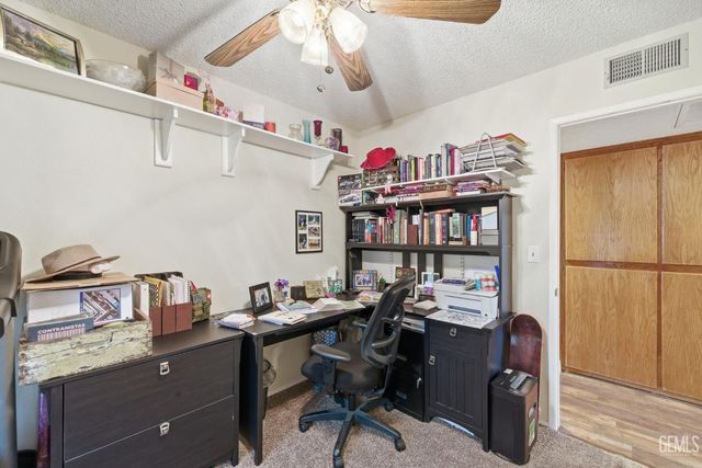 4012 Maris Court, Bakersfield, CA 93313