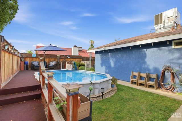 4012 Maris Court, Bakersfield, CA 93313
