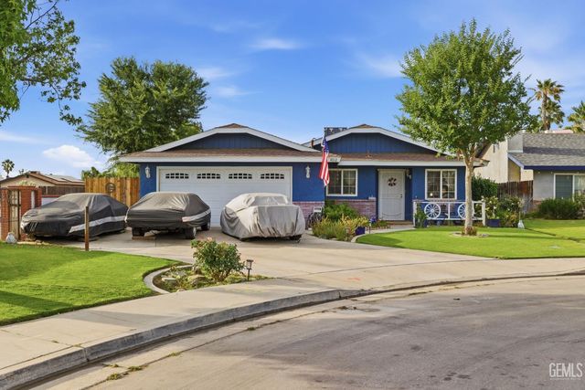 4012 Maris Court, Bakersfield, CA 93313