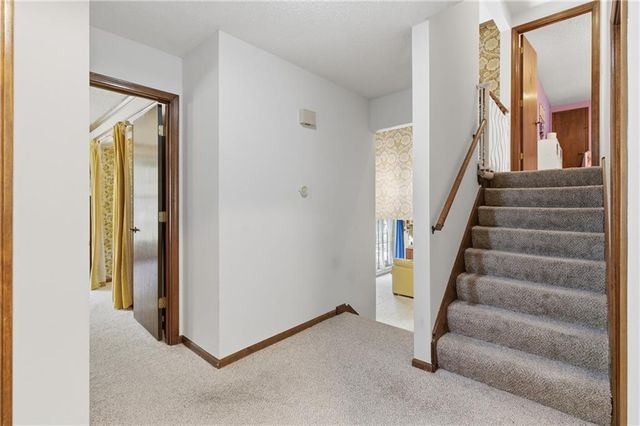 1100 SW Mic O Say Drive, Blue Springs, MO 64015