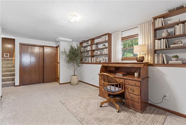 1100 SW Mic O Say Drive, Blue Springs, MO 64015