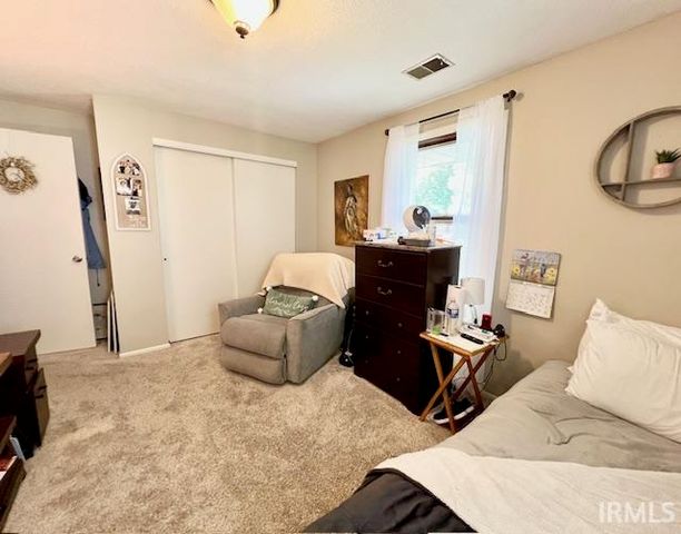 7032 White Eagle Drive, Fort Wayne, IN 46815