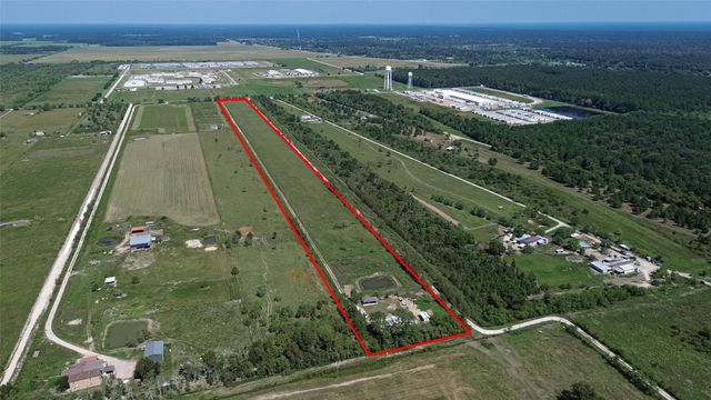 993 Fm 686, Dayton, TX 77535