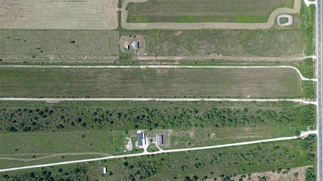 993 Fm 686, Dayton, TX 77535