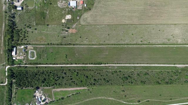 993 Fm 686, Dayton, TX 77535
