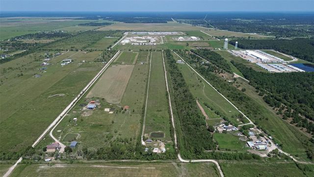 993 Fm 686, Dayton, TX 77535
