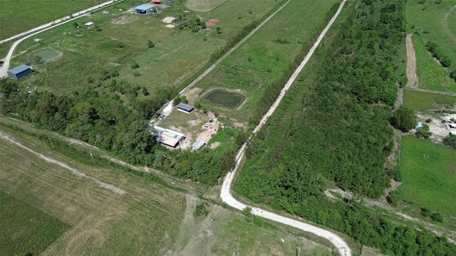 993 Fm 686, Dayton, TX 77535