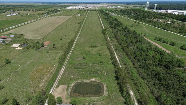 993 Fm 686, Dayton, TX 77535