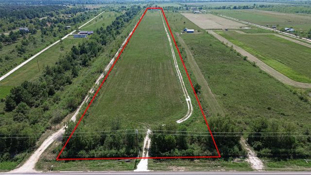 993 Fm 686, Dayton, TX 77535