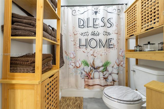 1205 NE 32nd Ter, Homestead, FL 33033