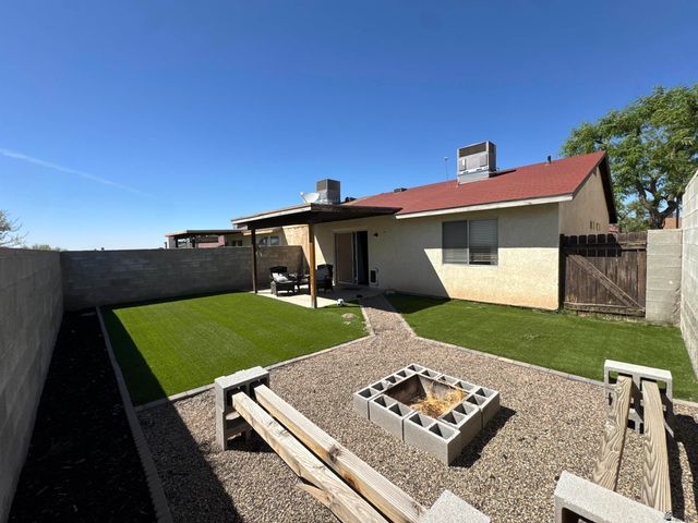 1453 W 15 St, Yuma, AZ 85364