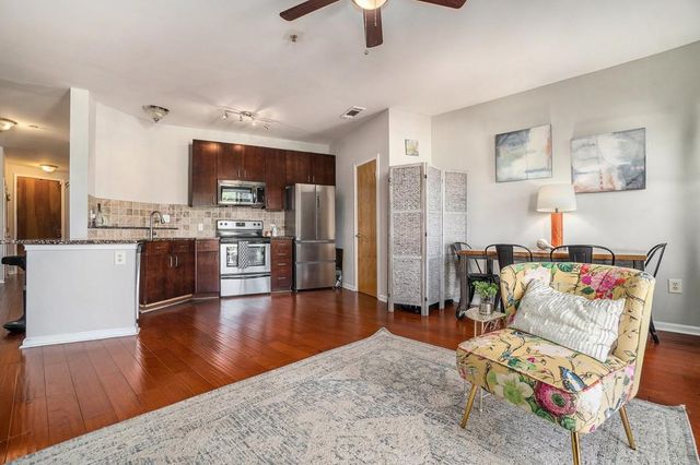 898 Oak Street SW 3213, Atlanta, GA 30310