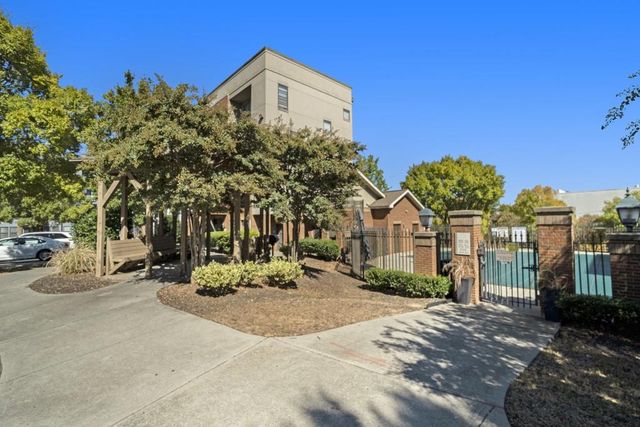 898 Oak Street SW 3213, Atlanta, GA 30310