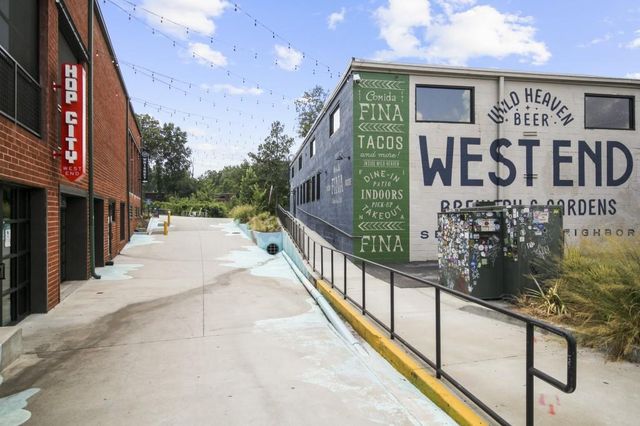 898 Oak Street SW 3213, Atlanta, GA 30310
