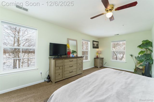 12274 Saint Andrews Way, Fenton Charter Township, MI 48430